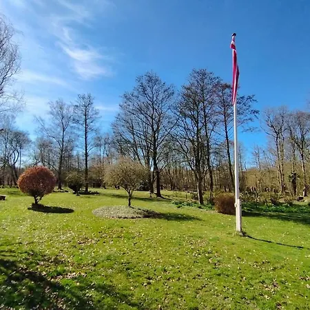 Hyggen Og Hulen Inkluderer Gratis Adgang Til 6 Svommehaller I Oplandet Проживание в семье Norre Nebel