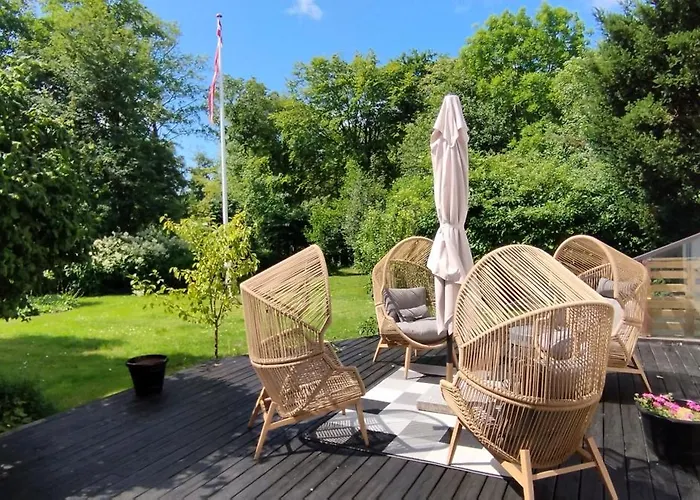 Hyggen Og Hulen Inkluderer Gratis Adgang Til 6 Svommehaller I Oplandet * Norre Nebel